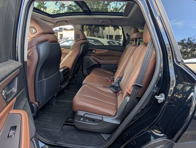 Certified 2024 Acura MDX FWD w/ Technology Package image 11