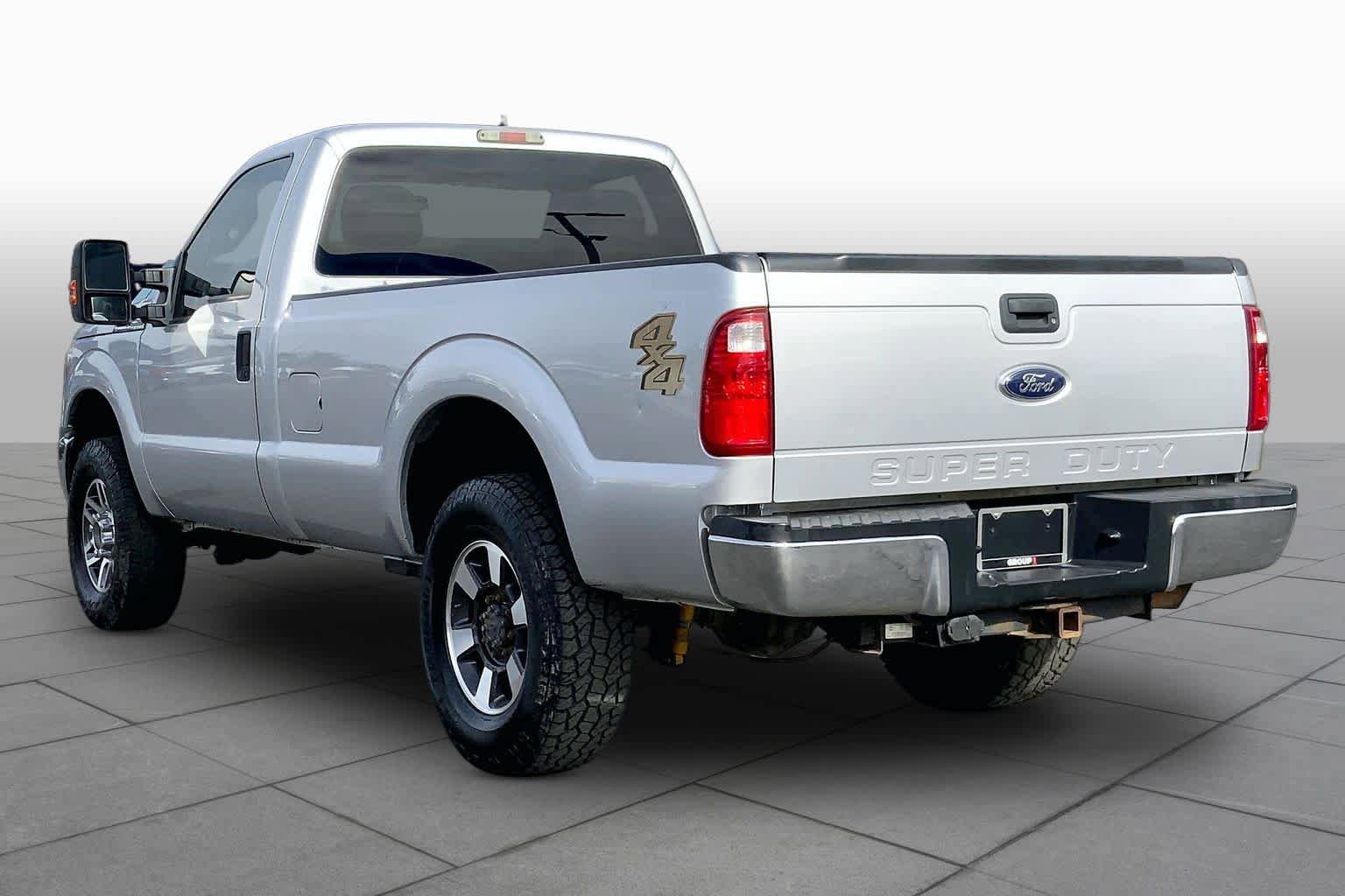 Used 2016 Ford F250 XLT w/ Camper Package image 12