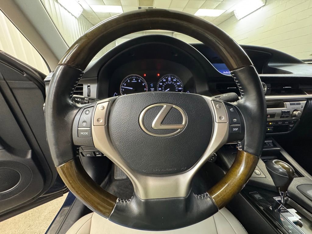 Used 2013 Lexus ES 350 w/ Premium Pkg image 33