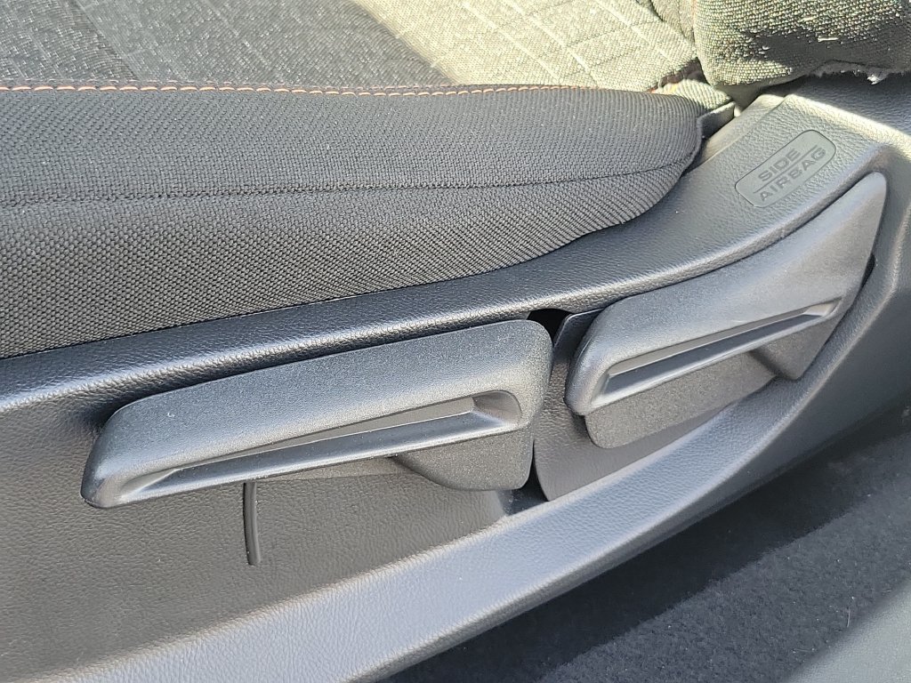 Certified 2025 Honda HR-V Sport image 23