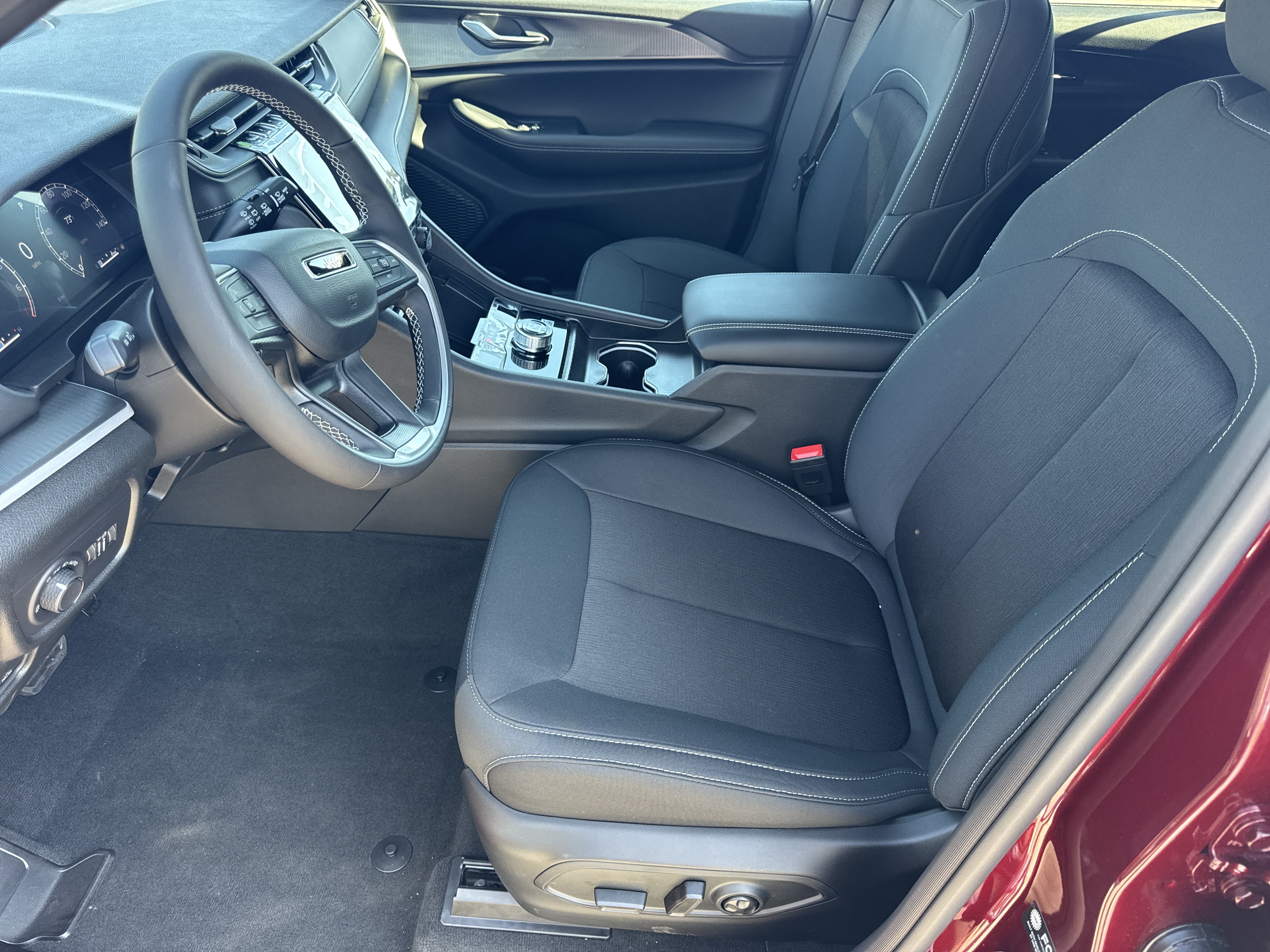 New 2026 Jeep Grand Cherokee Laredo X RWD image 11