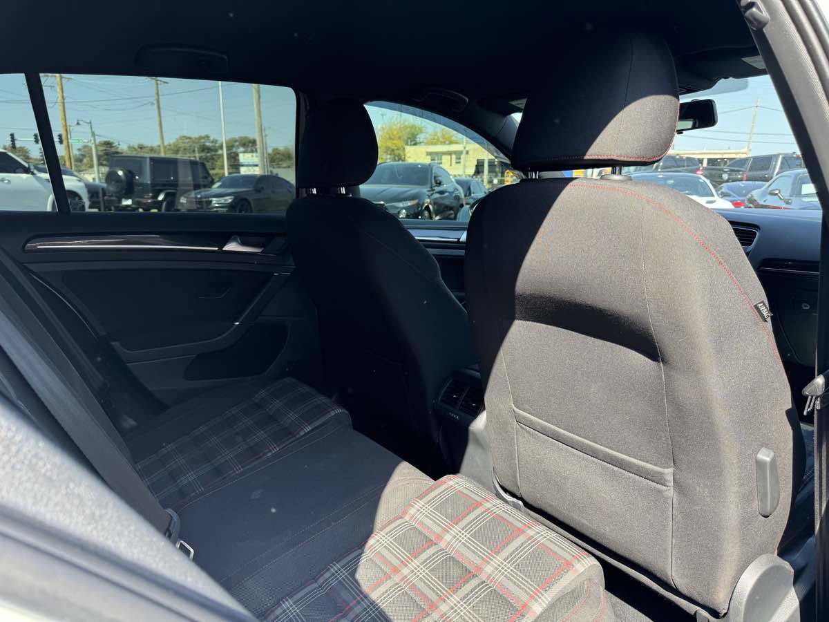Used 2016 Volkswagen GTI S image 32