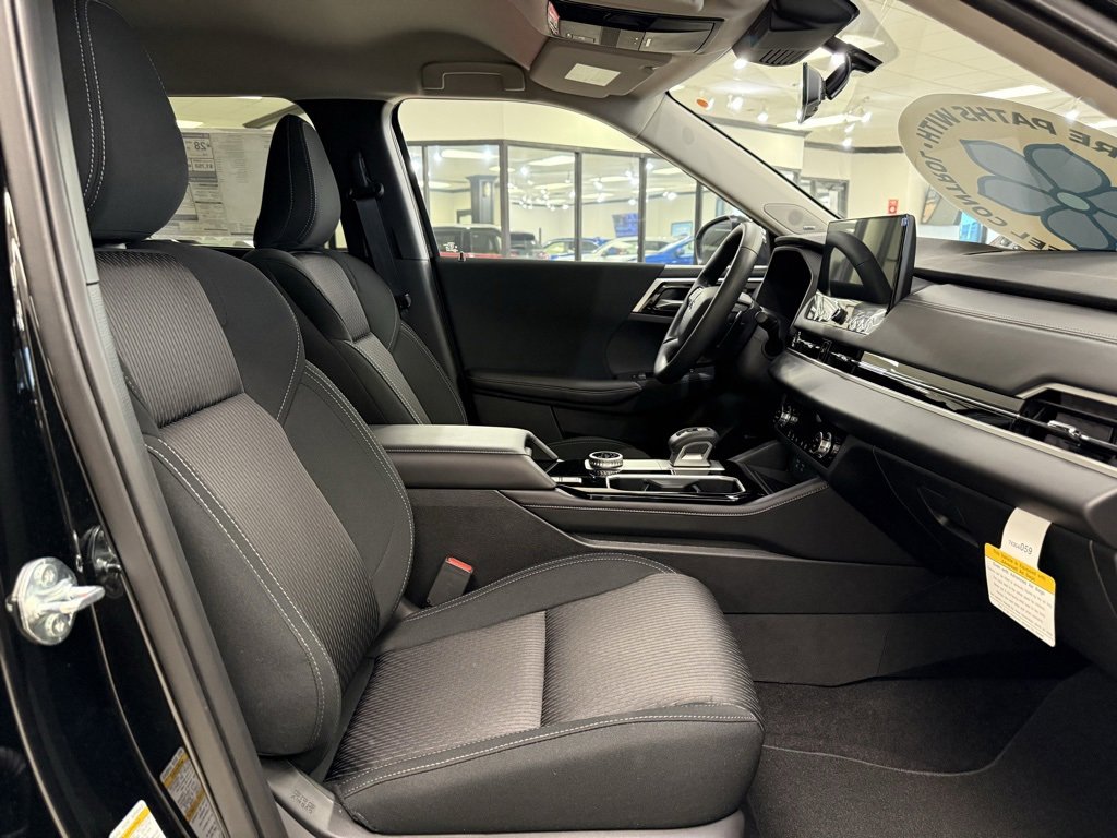 New 2026 Mitsubishi Outlander ES image 16