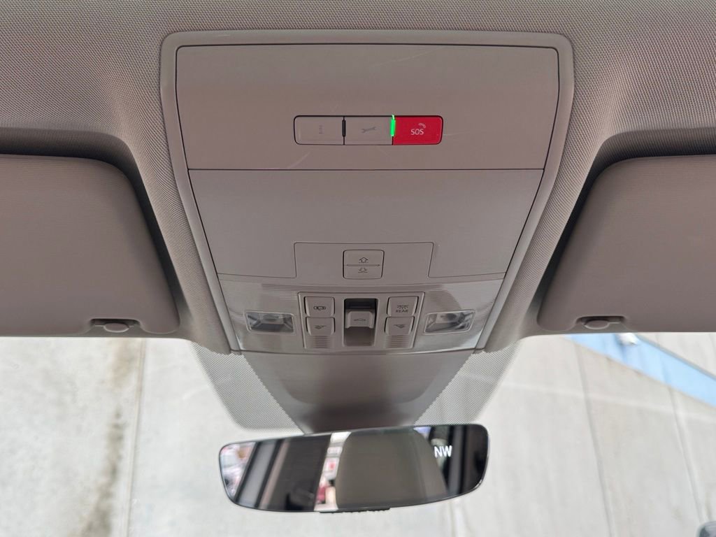 Used 2021 Volkswagen Atlas SEL Premium image 24