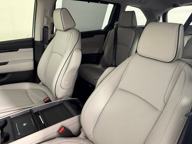 New 2026 Honda Odyssey Touring image 25
