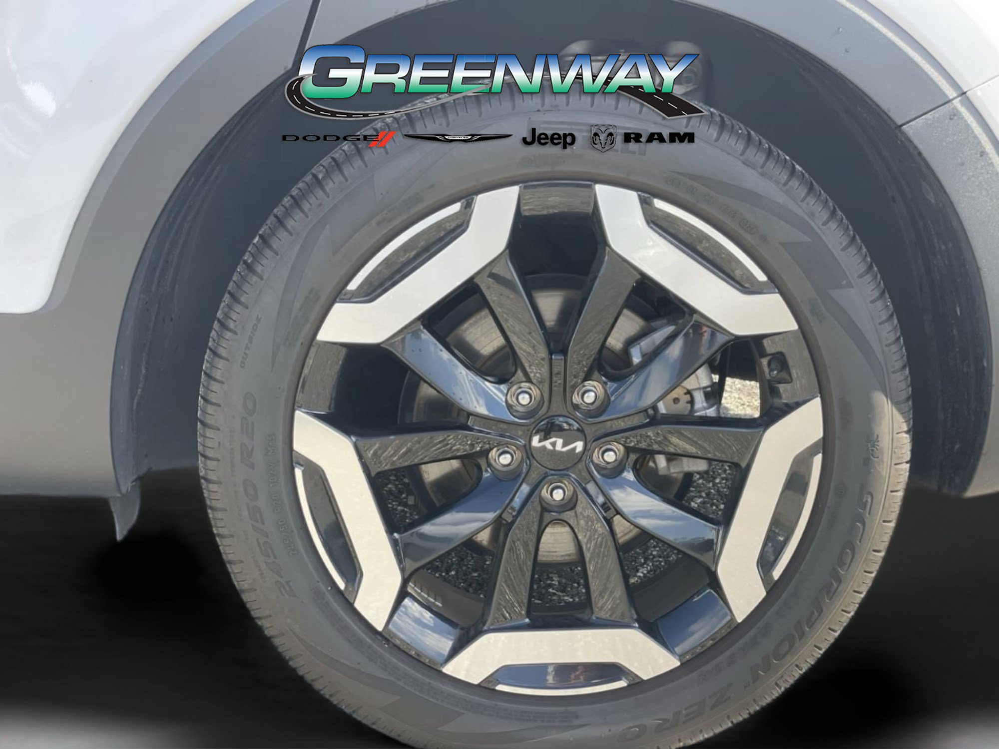 Used 2024 Kia Telluride EX w/ EX Captain's Chair Package FWD image 34