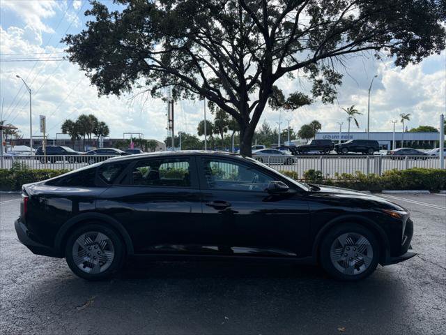 Used 2025 Kia K4 FWD image 11
