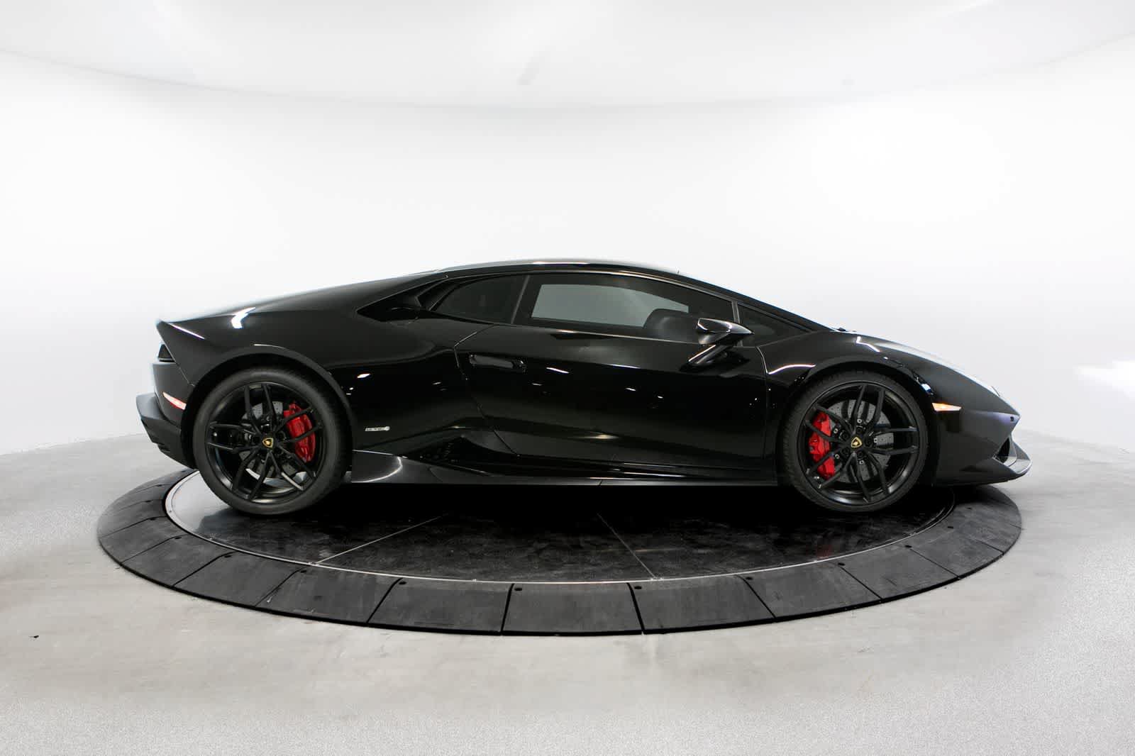 Used 2015 Lamborghini Huracan LP 610-4 AWD/4WD image 8
