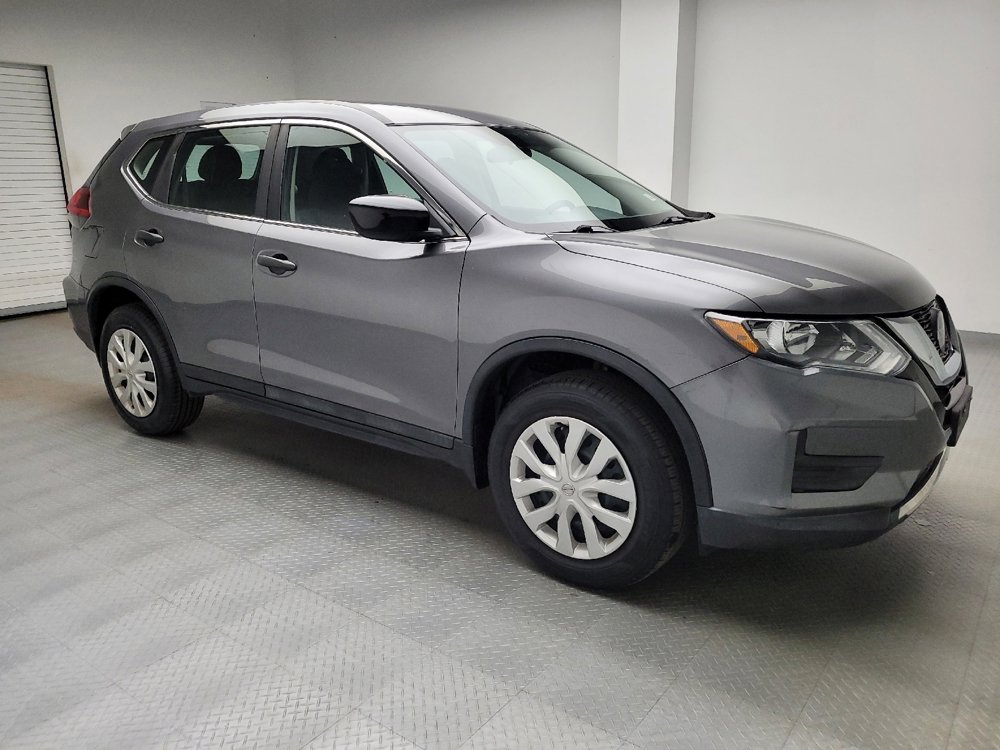 Used 2019 Nissan Rogue S image 11
