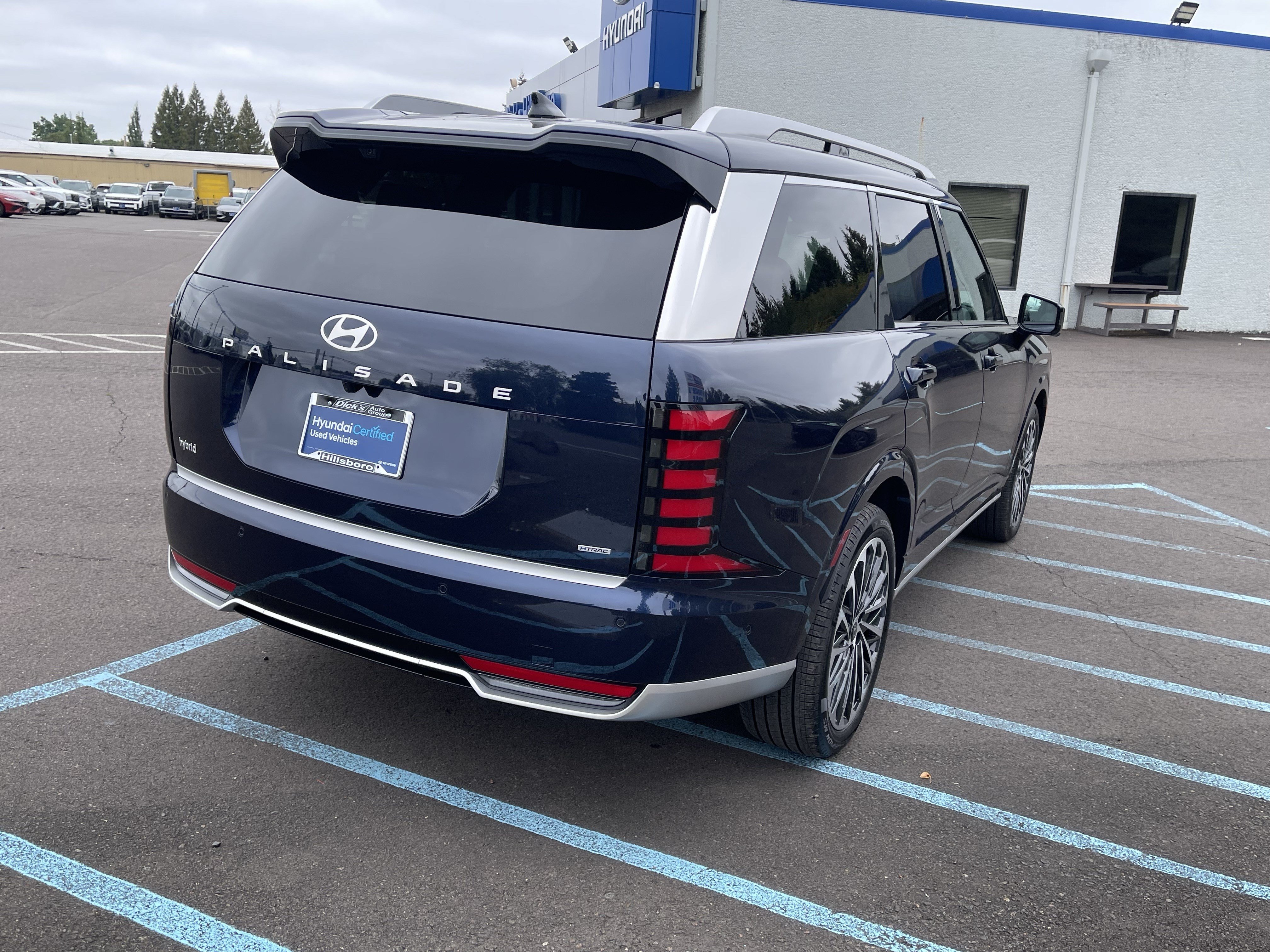 Certified 2026 Hyundai Palisade Calligraphy AWD/4WD image 5