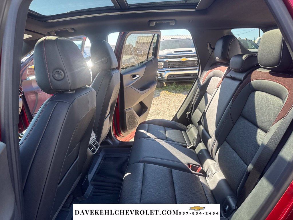Used 2025 Chevrolet Equinox RS w/ Safety and Technology Package AWD/4WD image 25