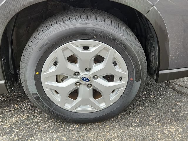 Certified 2023 Subaru Forester AWD/4WD image 7