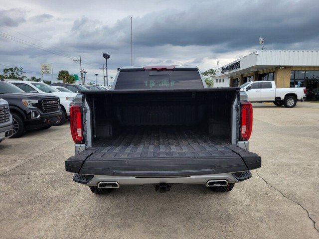 Used 2024 GMC Sierra 1500 AT4 w/ Technology Package image 7