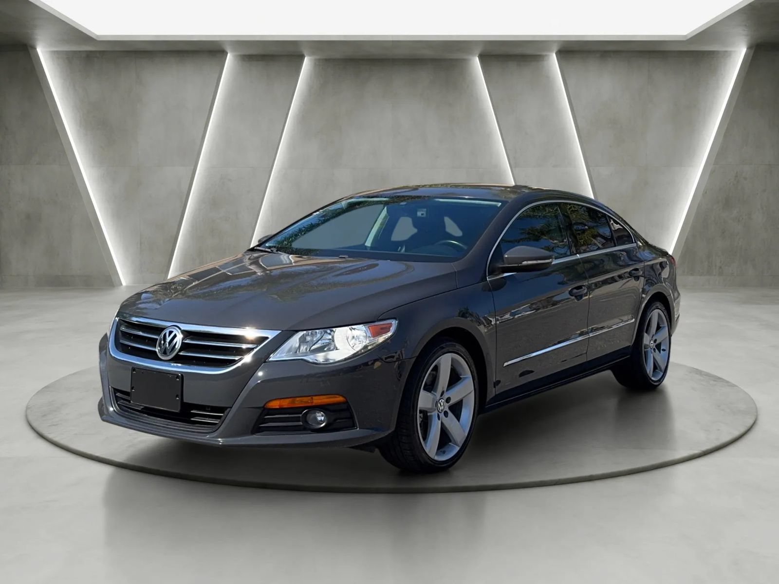 Used 2012 Volkswagen CC Lux Limited FWD image 8