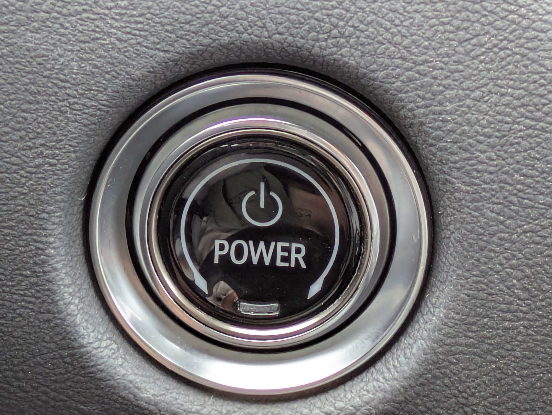 Certified 2024 Cadillac Lyriq Luxury RWD image 29