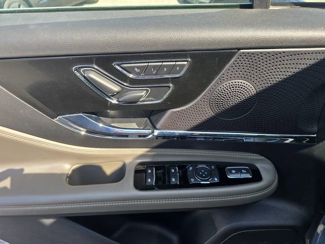 Used 2023 Lincoln Corsair AWD w/ Equipment Group 101A image 16