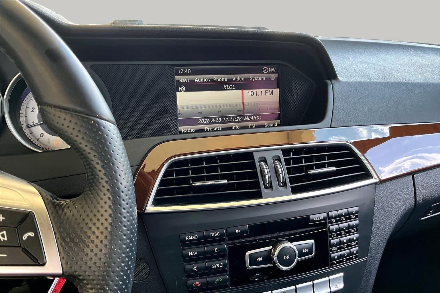 Used 2014 Mercedes-Benz C 250 Sedan image 6
