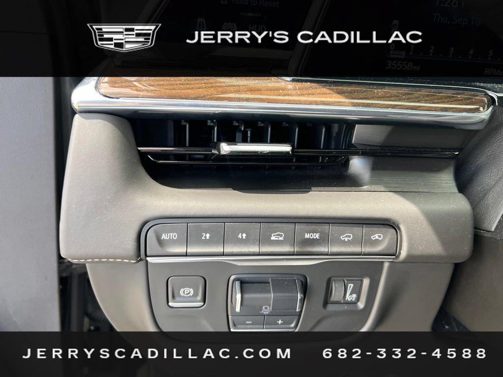 Used 2024 Cadillac Escalade Sport Platinum w/ LPO, ONYX Package AWD/4WD image 15