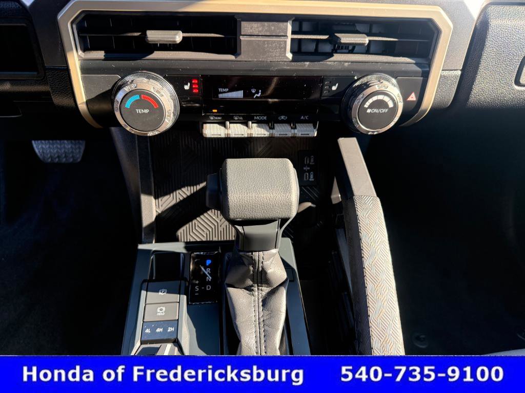 Used 2025 Toyota Tacoma SR5 image 14