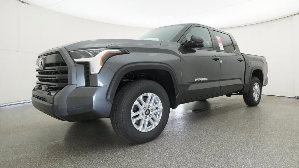 New 2026 Toyota Tundra SR5 AWD/4WD image 17