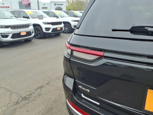 Certified 2023 Jeep Grand Cherokee Limited AWD/4WD image 24