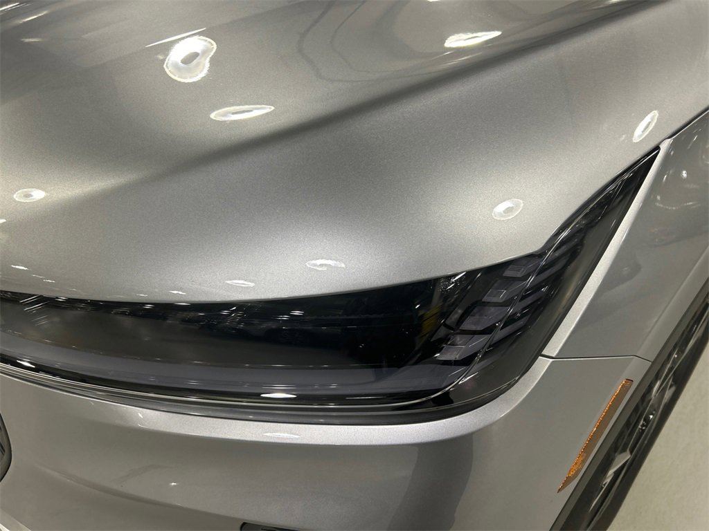 Used 2025 Lincoln Nautilus Premier w/ Equipment Group 102A image 7