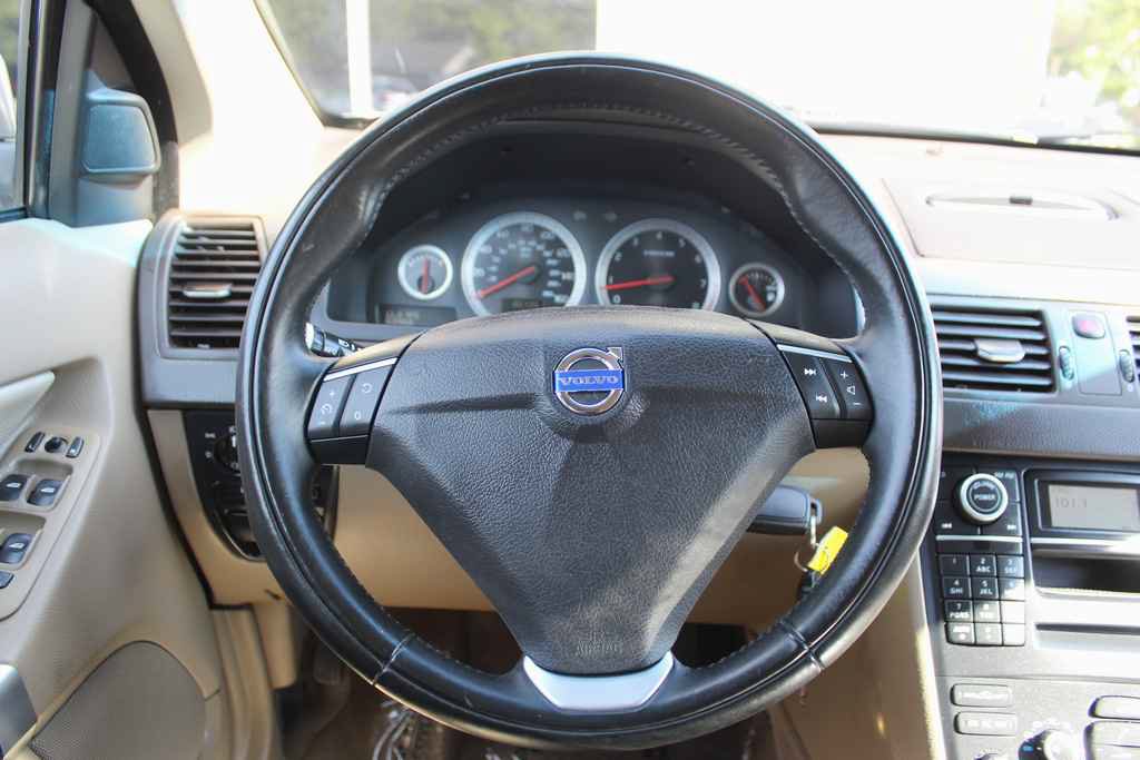 Used 2013 Volvo XC90 3.2 AWD/4WD image 16