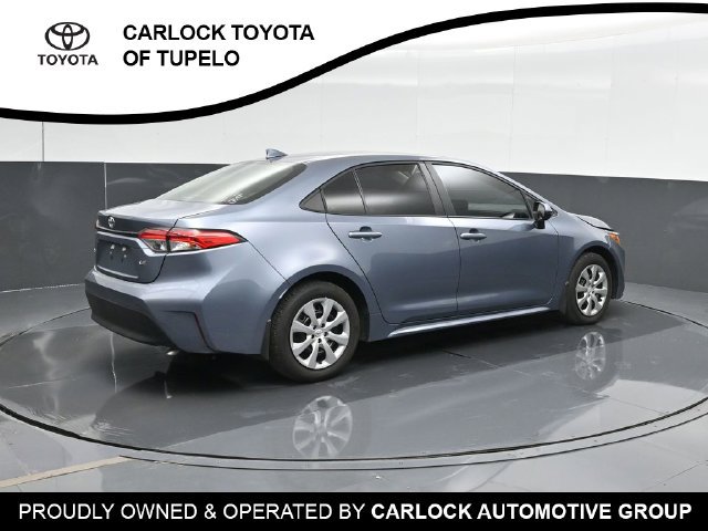 Used 2026 Toyota Corolla LE FWD image 3
