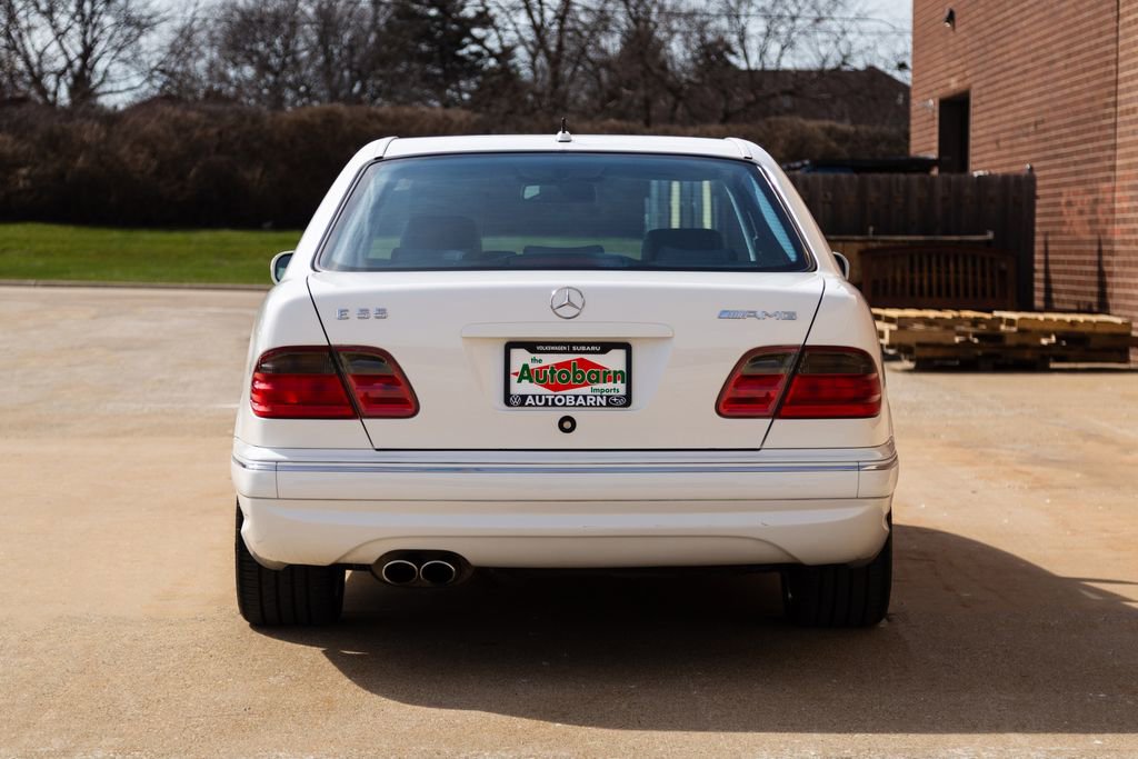 Used 2000 Mercedes-Benz E 55 AMG Sedan image 4