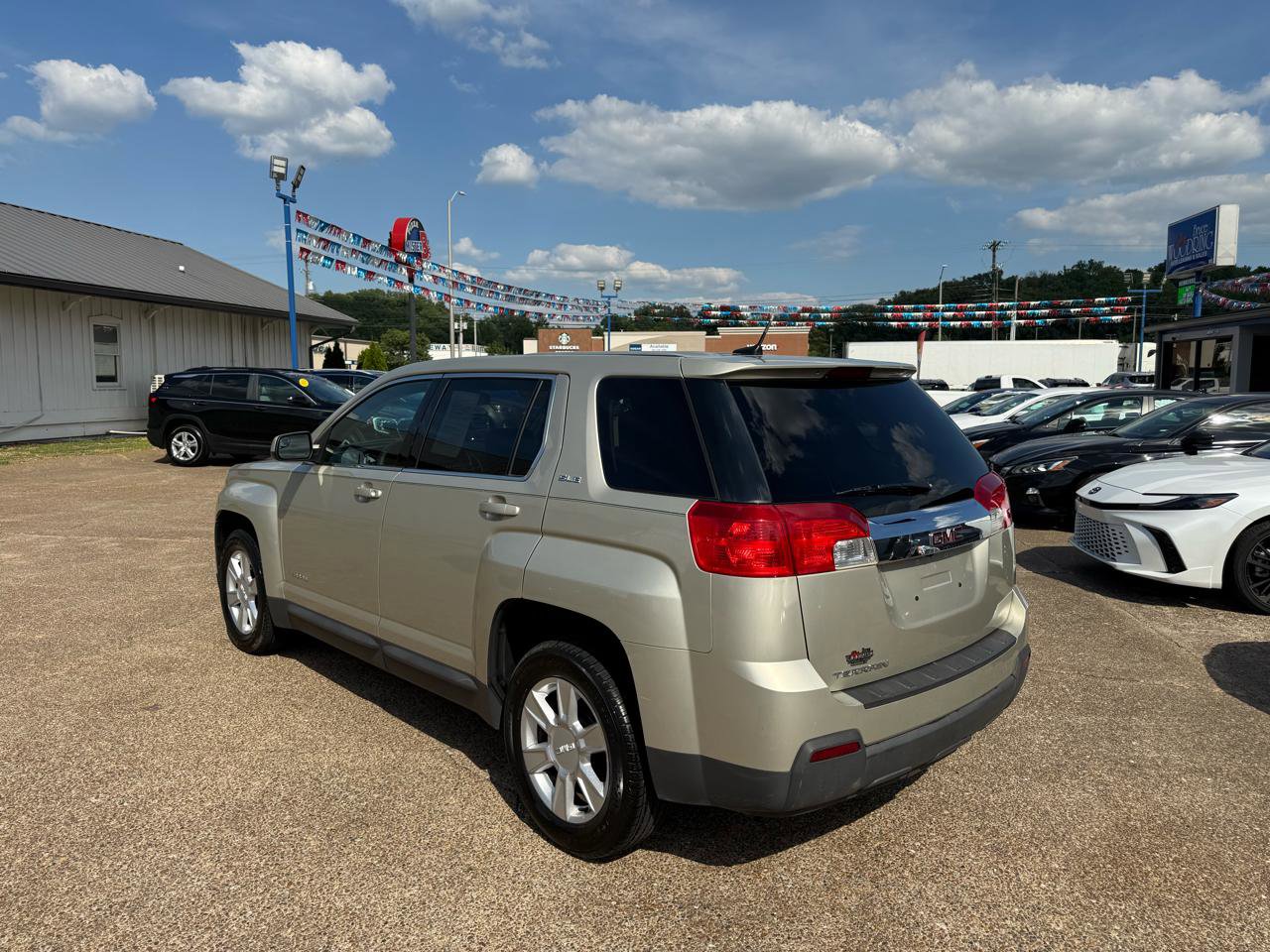 Used 2013 GMC Terrain SLE FWD image 4