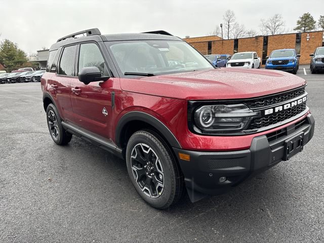 New 2025 Ford Bronco Sport Outer Banks w/ Outer Banks Tech Package+ image 2