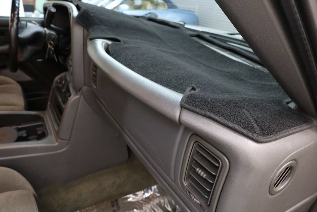 Used 2004 Chevrolet Silverado 1500 LS w/ Safe and Sound Package RWD image 59