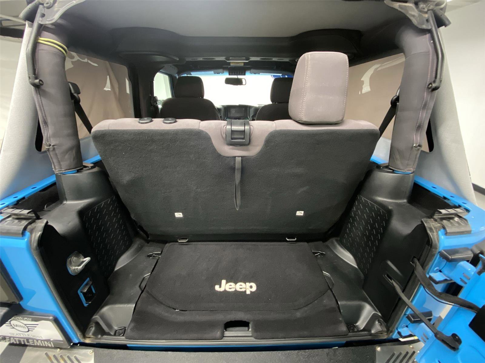 Used 2017 Jeep Wrangler Sport w/ Quick Order Package 24S image 24