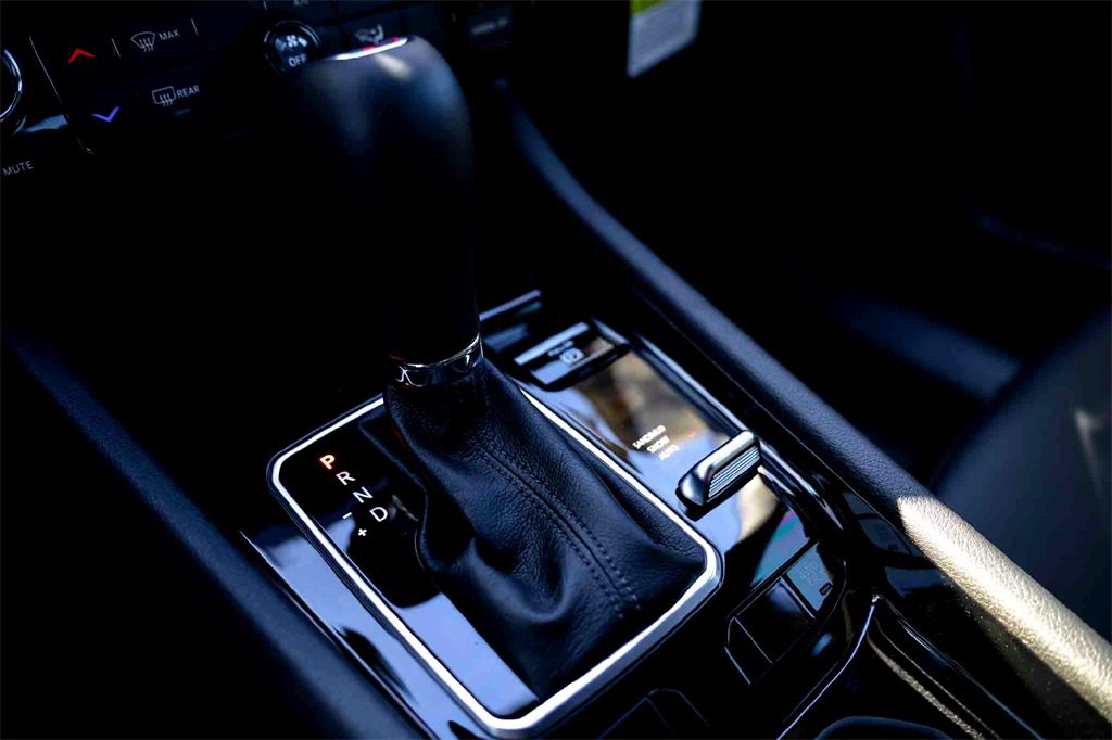 New 2026 Jeep Compass Latitude image 17