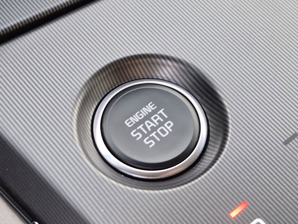 New 2026 Kia Sportage EX w/ EX Panoramic Sunroof Package image 24