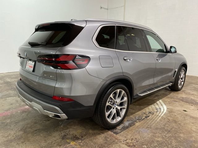 Used 2026 BMW X5 sDrive40i RWD image 5