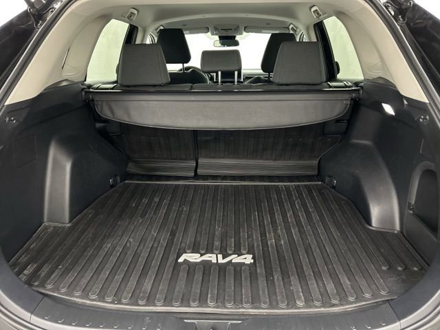 Used 2024 Toyota RAV4 LE AWD/4WD image 26