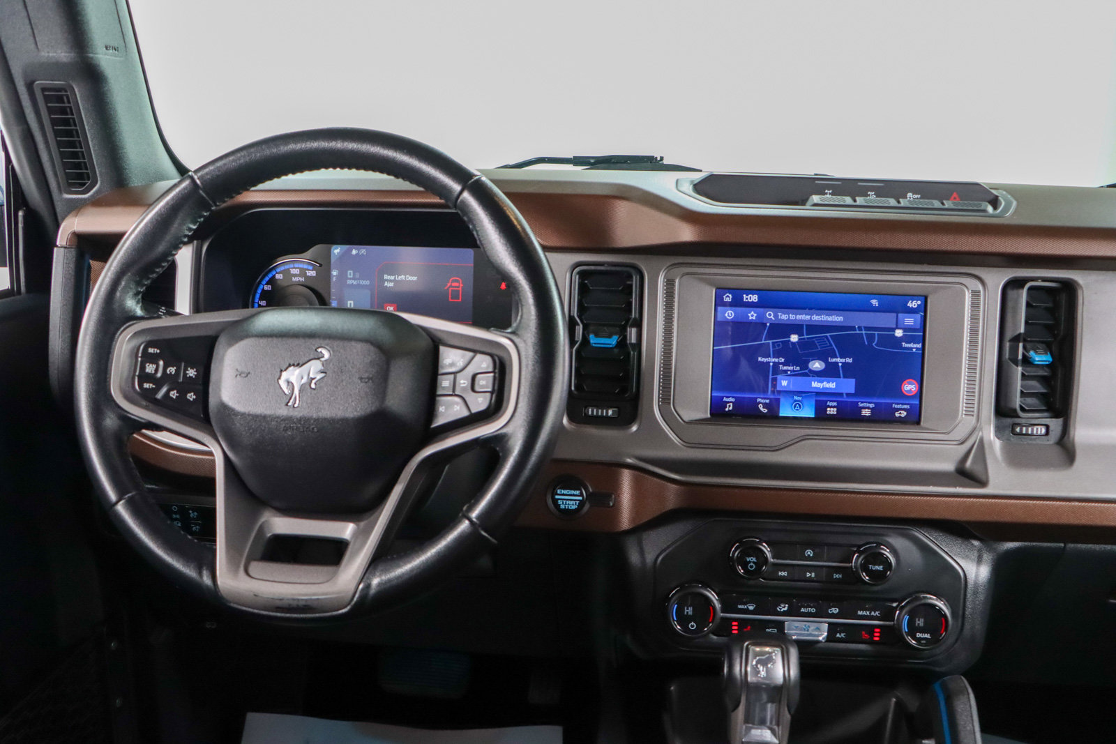 Used 2023 Ford Bronco Outer Banks image 19