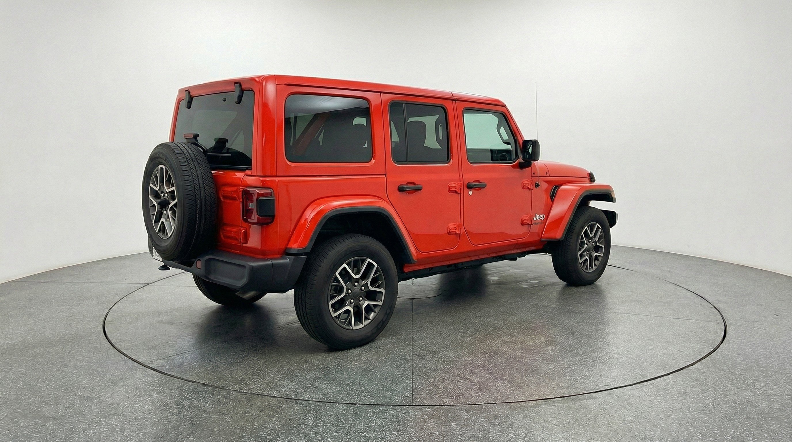 Used 2025 Jeep Wrangler Sahara image 9
