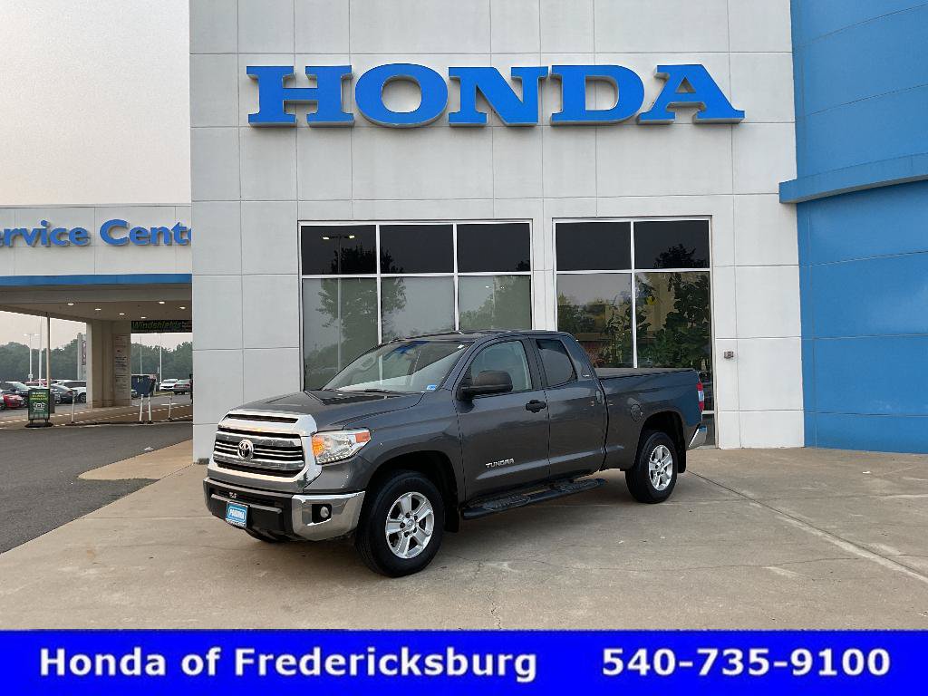 Used 2017 Toyota Tundra SR5 AWD/4WD video 1