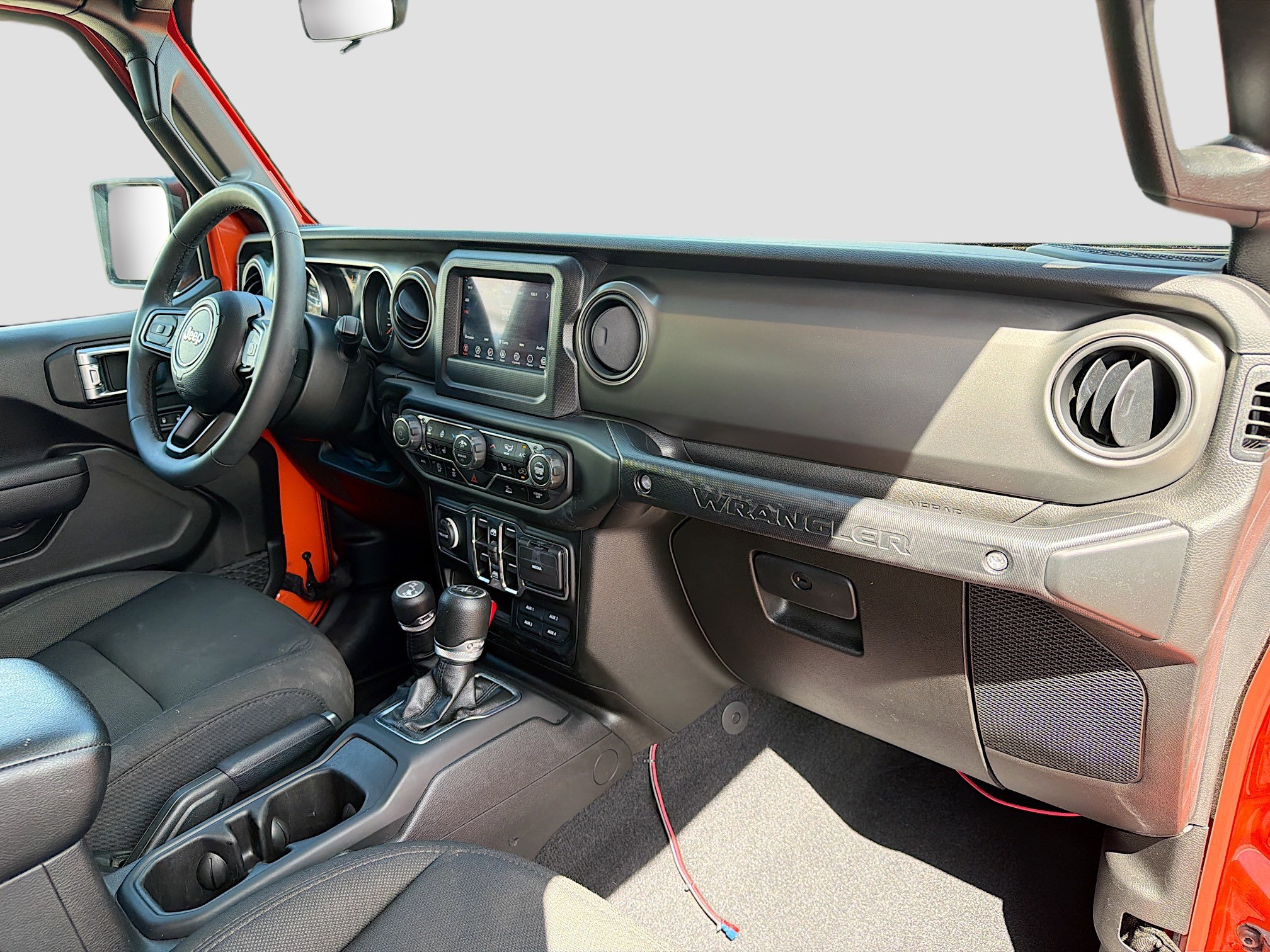 Used 2023 Jeep Wrangler Sport S image 13