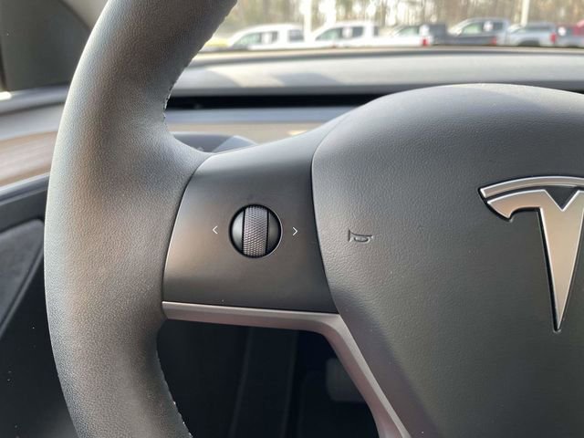 Used 2023 Tesla Model Y Long Range image 23