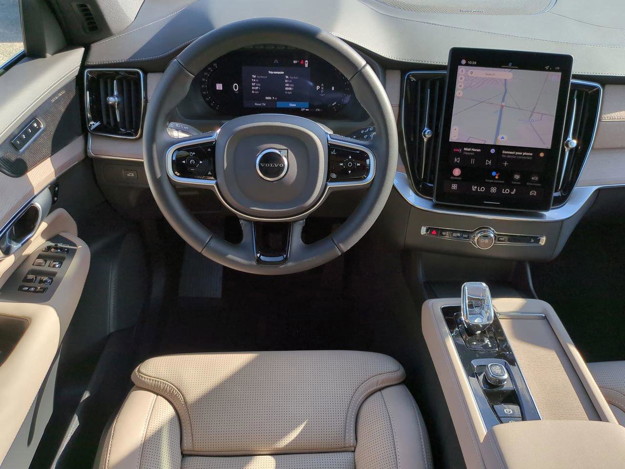 New 2026 Volvo XC90 B6 Ultra w/ Protection Package Premier image 14