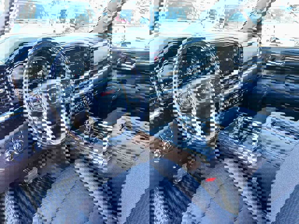 Used 2022 GMC Sierra 1500 Elevation image 16