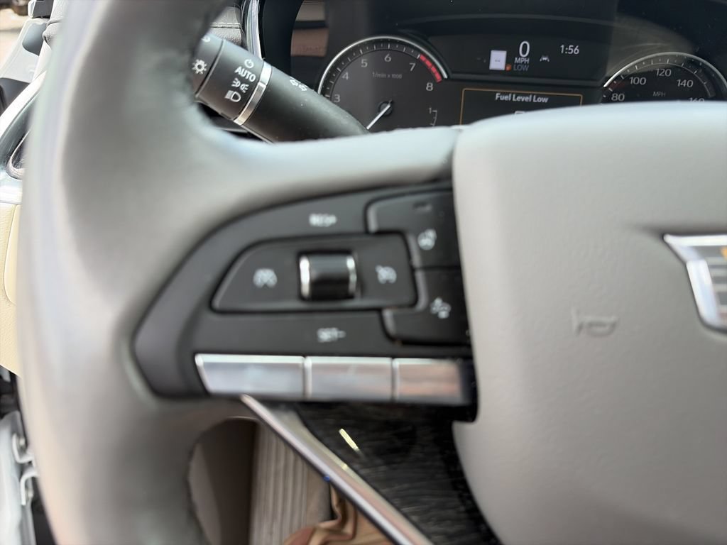 Used 2023 Cadillac XT6 Premium Luxury FWD image 21