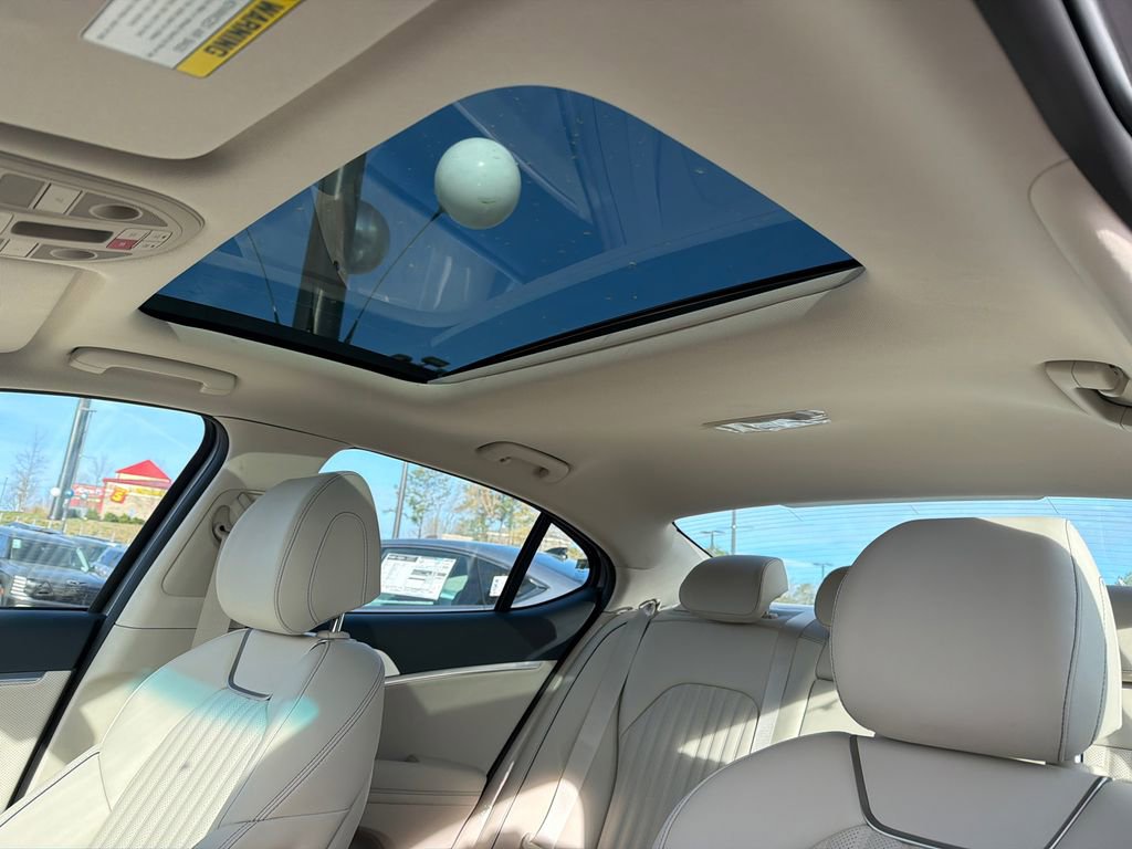 New 2026 Genesis G70 2.5T Prestige image 32