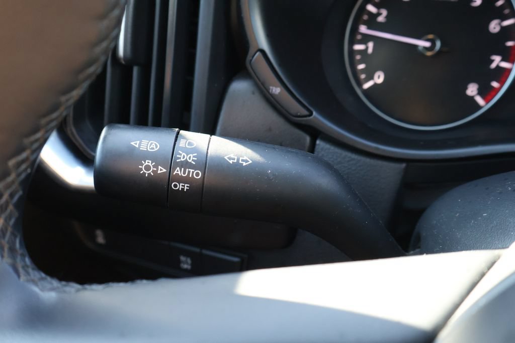 Used 2025 MAZDA CX-50 AWD 2.5 S w/ Premium Plus Pkg image 19