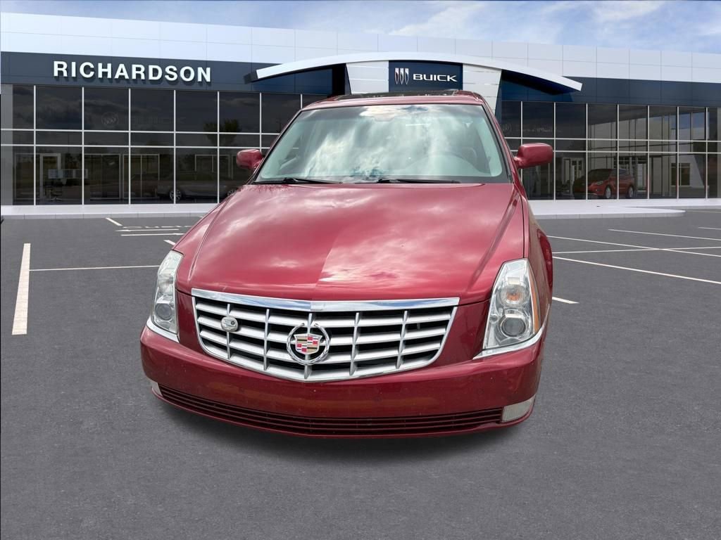 Used 2011 Cadillac DTS Luxury FWD image 14