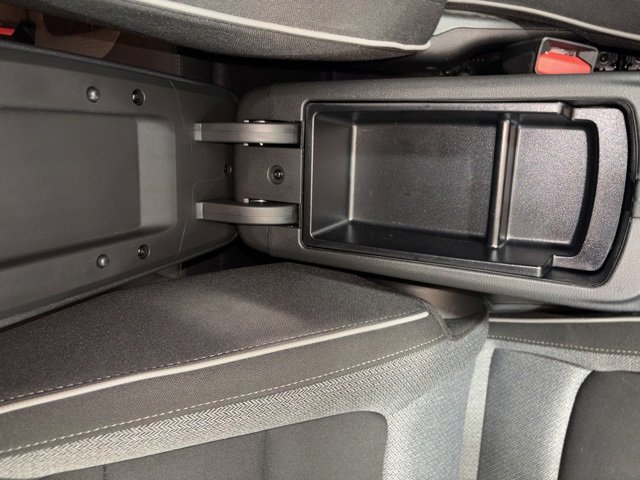 Used 2025 Chevrolet TrailBlazer LT w/ Driver Confidence Package image 17