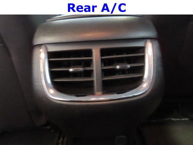 Used 2023 Chevrolet Malibu LT FWD image 30